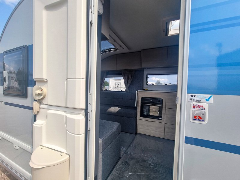 Adria Altea Dart  - U506