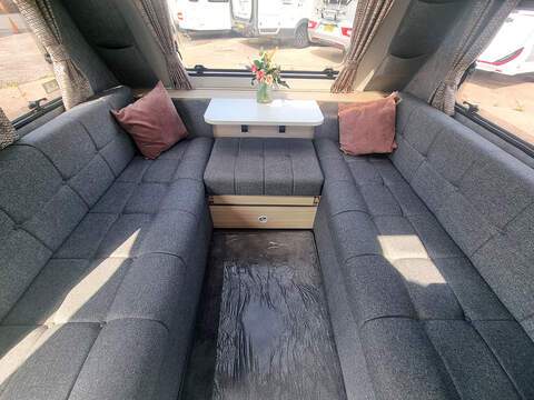 Adria Altea Dart  - U506