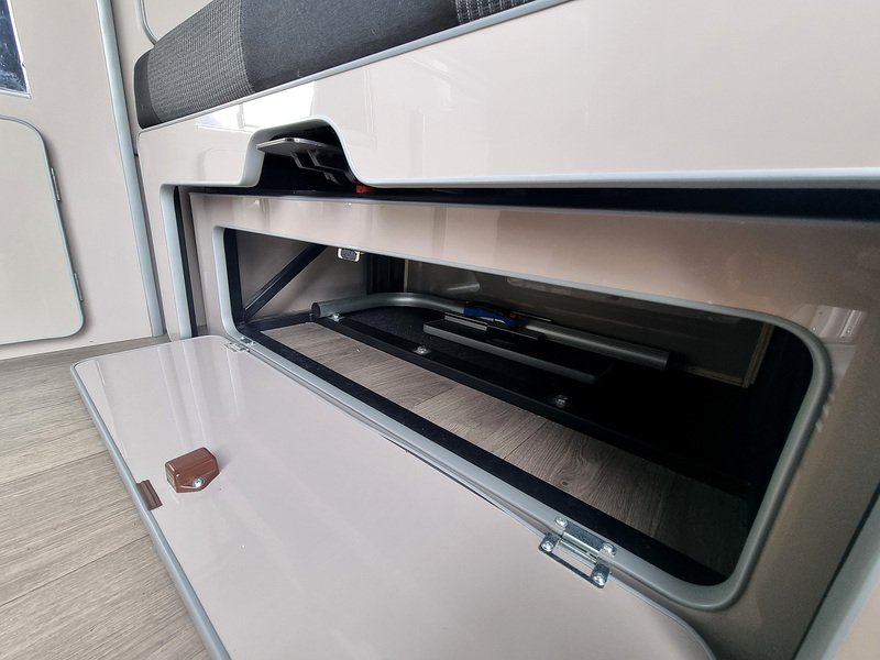 VW T28 Camper King Monte Carlo  - U517