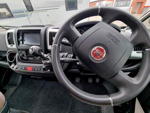 Dethleffs Globebus T007  - U522