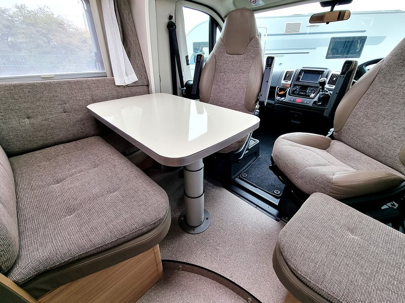 Dethleffs Globebus T007  - U522