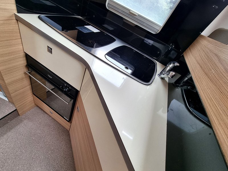 Dethleffs Globebus T007  - U522