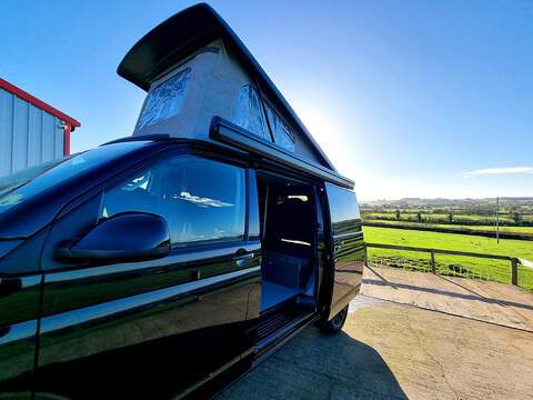 VW T6 Camper King St. Tropez TDI T28 Highline - U528