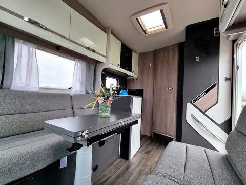 Swift Voyager 594 - U529