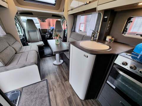 Swift Voyager 594 - U529