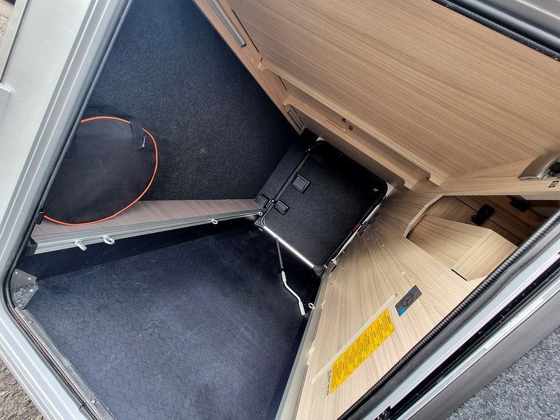 Adria Compact Supreme DL  - U537