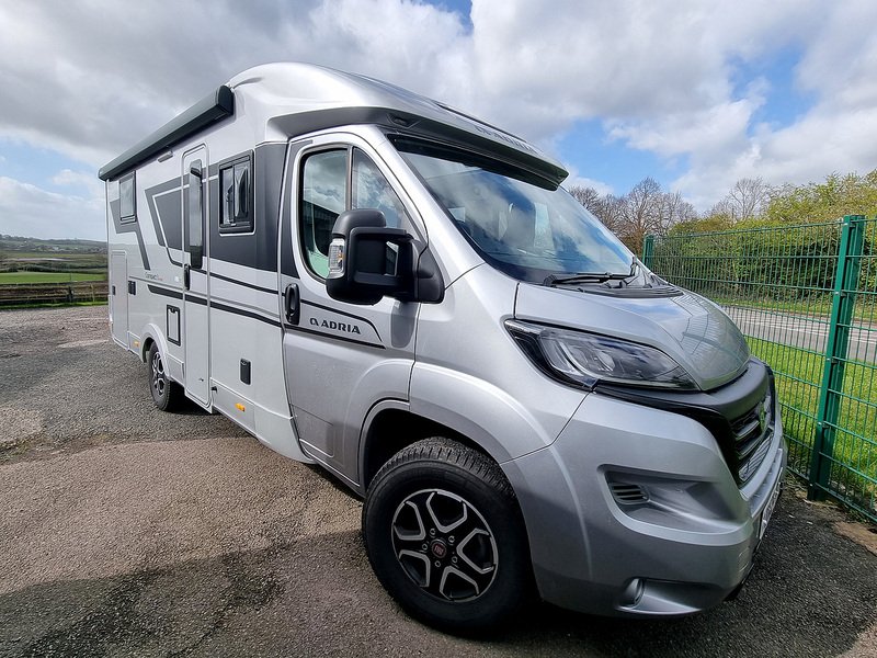 Adria Compact Supreme DL  - U537