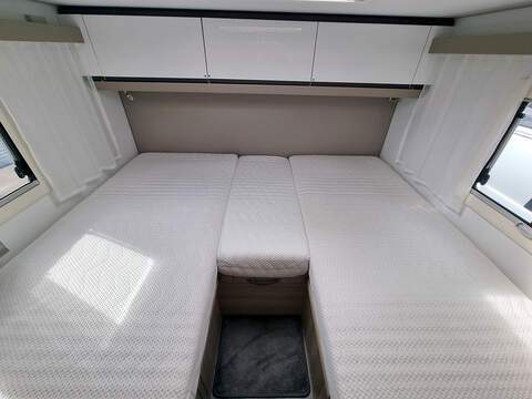 Adria Compact Supreme DL  - U537