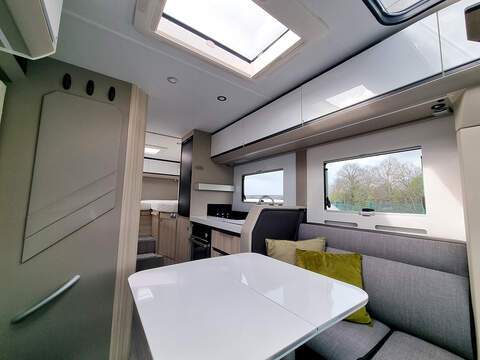 Adria Compact Supreme DL  - U537