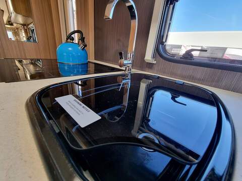 Coachman Pastiche 520/4  - U539