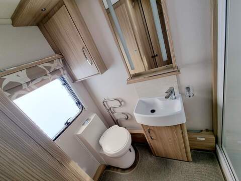 Coachman Pastiche 520/4  - U539