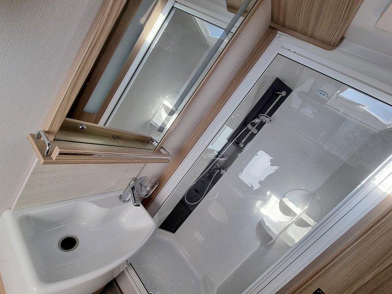 Coachman Pastiche 520/4  - U539