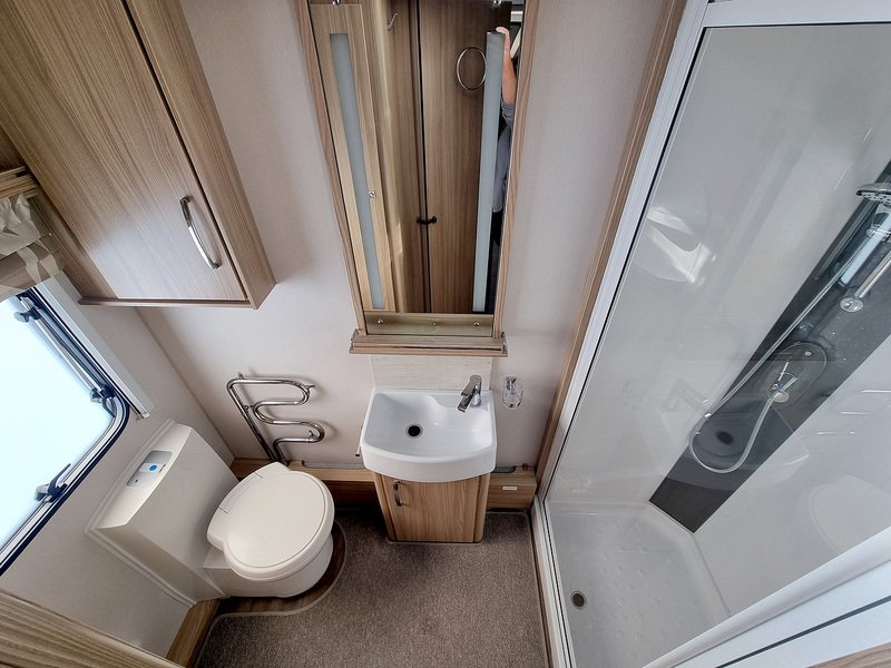 Coachman Pastiche 520/4  - U539