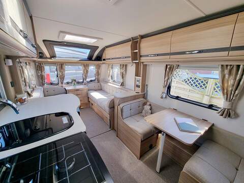 Coachman Pastiche 520/4  - U539
