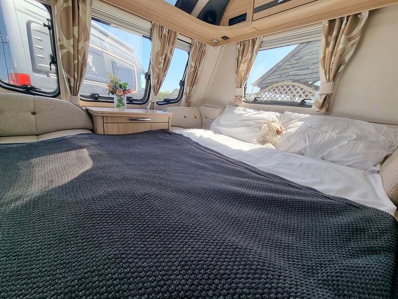 Coachman Pastiche 520/4  - U539