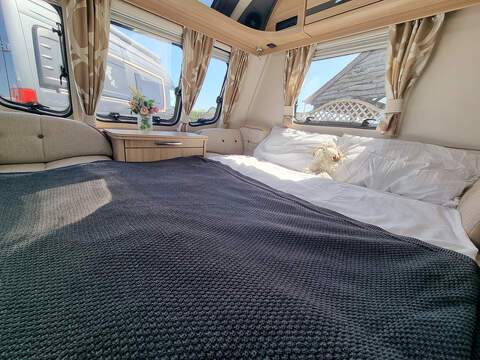 Coachman Pastiche 520/4  - U539