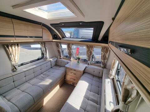 Coachman Pastiche 520/4  - U539