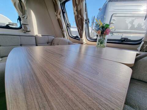 Coachman Pastiche 520/4  - U539
