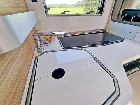 Adria Sonic Supreme 710 SC - U550