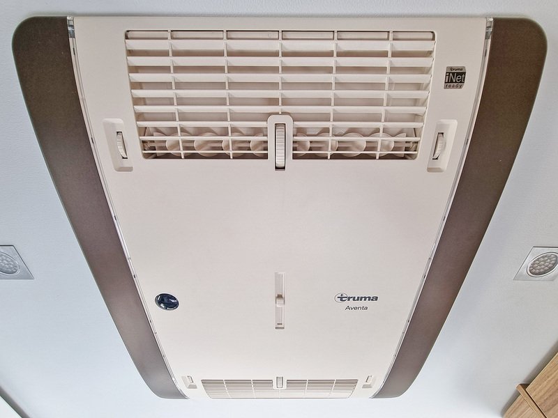 Adria Sonic Supreme 710 SC - U550