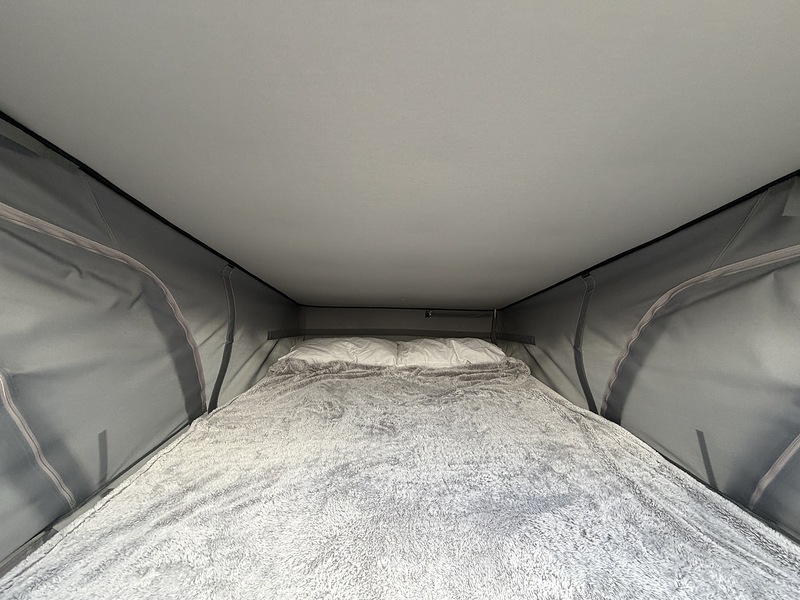Sunlight Cliff Vanlife  - U554