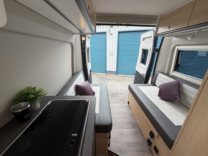 Sunlight Cliff Vanlife  - U554
