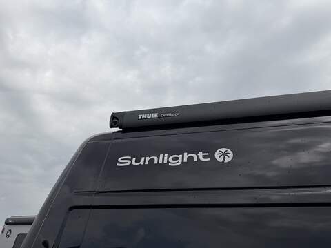 Sunlight Cliff 640 X  - U556