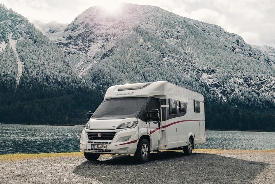 Sunblind for Sunlight Motorhomes Image 2