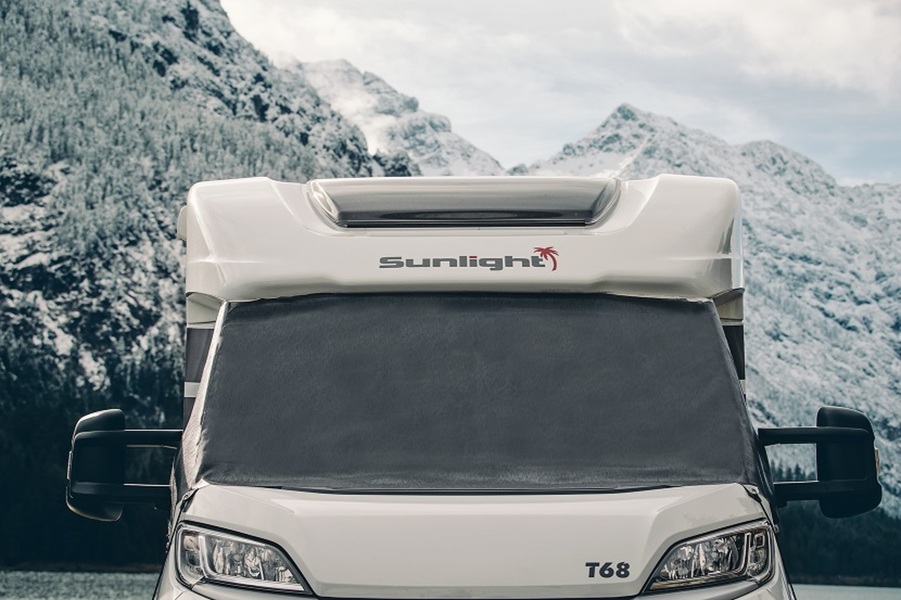 Sunblind for Sunlight Motorhomes Image 3