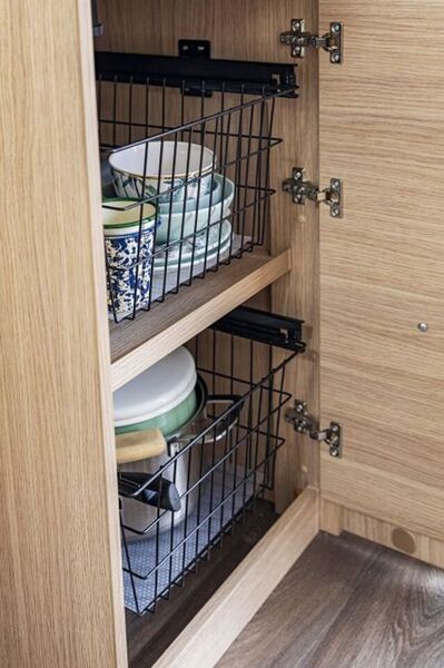 Kitchen pull-out for motorhomes Image 4