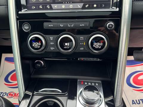 Land Rover Discovery 3.0 SD V6 HSE Luxury SUV 5dr Diesel Auto 4WD Euro 6 (s/s) (306 ps) - U10000830