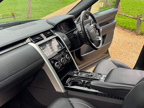 Land Rover Discovery 3.0 SD V6 HSE Luxury SUV 5dr Diesel Auto 4WD Euro 6 (s/s) (306 ps) - U10000830