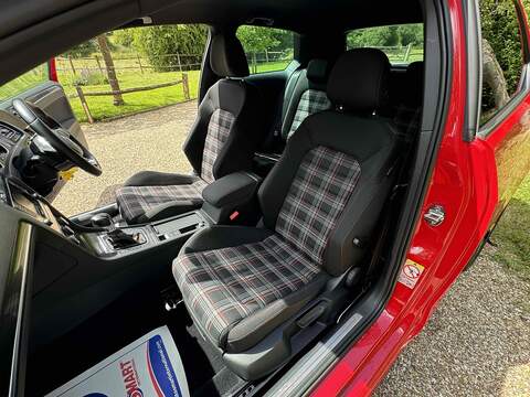 Volkswagen Golf Golf 2.0 TSI BlueMotion Tech GTI DSG Euro 6 (s/s) 3dr - U10001058