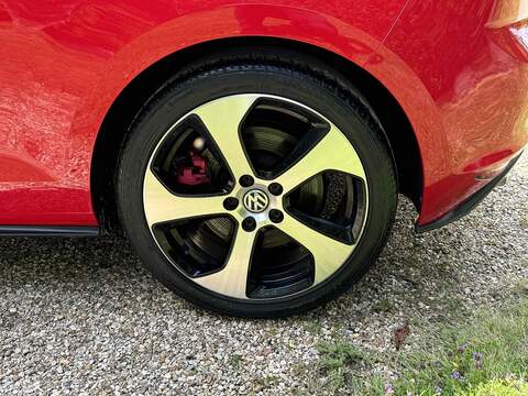 Volkswagen Golf Golf 2.0 TSI BlueMotion Tech GTI DSG Euro 6 (s/s) 3dr - U10001058