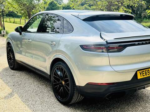 Porsche Cayenne Cayenne 3.0T V6 TiptronicS 4WD Euro 6 (s/s) 5dr - U10001575