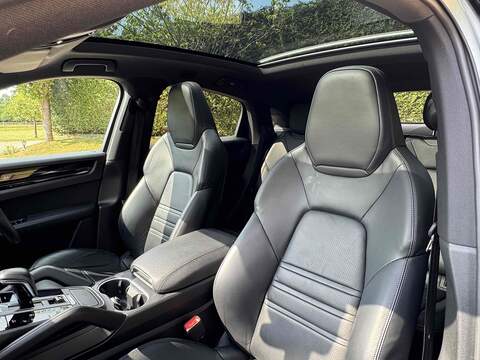 Porsche Cayenne Cayenne 3.0T V6 TiptronicS 4WD Euro 6 (s/s) 5dr - U10001575