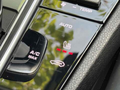 Porsche Cayenne Cayenne 3.0T V6 TiptronicS 4WD Euro 6 (s/s) 5dr - U10001575