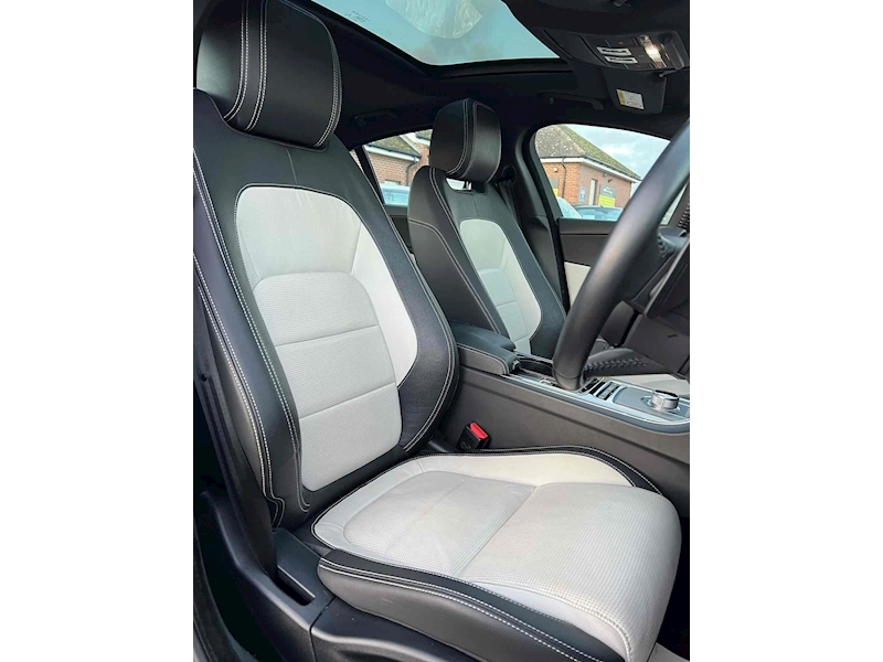 Jaguar XE GTDi R-Sport - U10001628