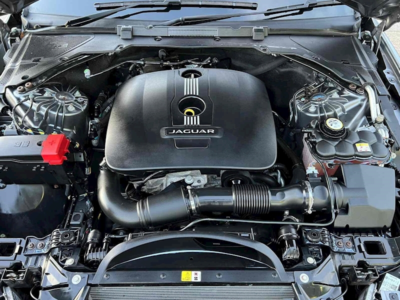 Jaguar XE GTDi R-Sport - U10001628