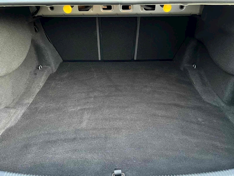 Jaguar XE GTDi R-Sport - U10001628