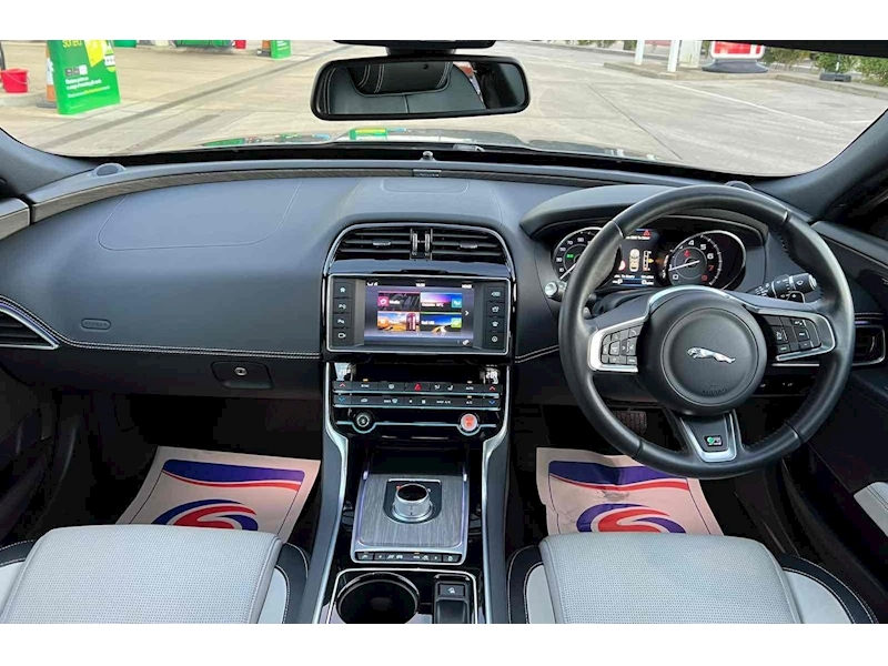 Jaguar XE GTDi R-Sport - U10001628