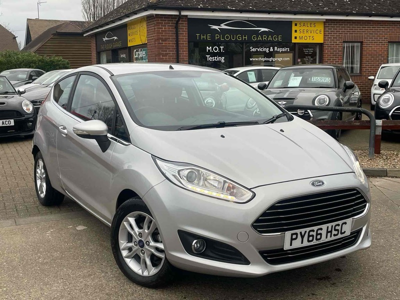 Ford Fiesta Zetec - U10001698