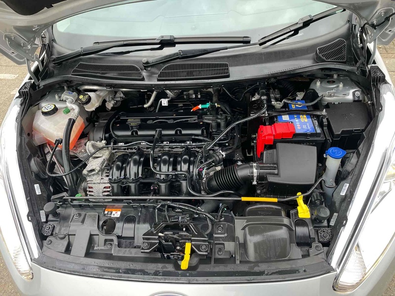 Ford Fiesta Zetec - U10001698