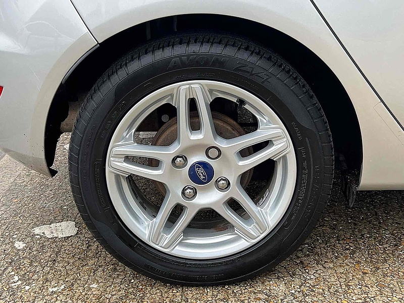 Ford Fiesta T EcoBoost Zetec - U10001827