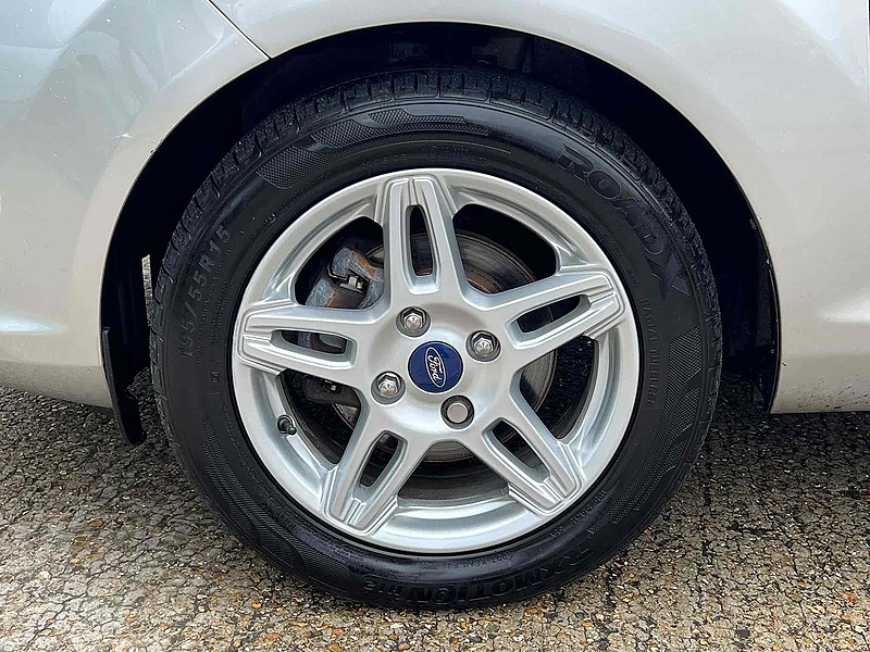 Ford Fiesta T EcoBoost Zetec - U10001827