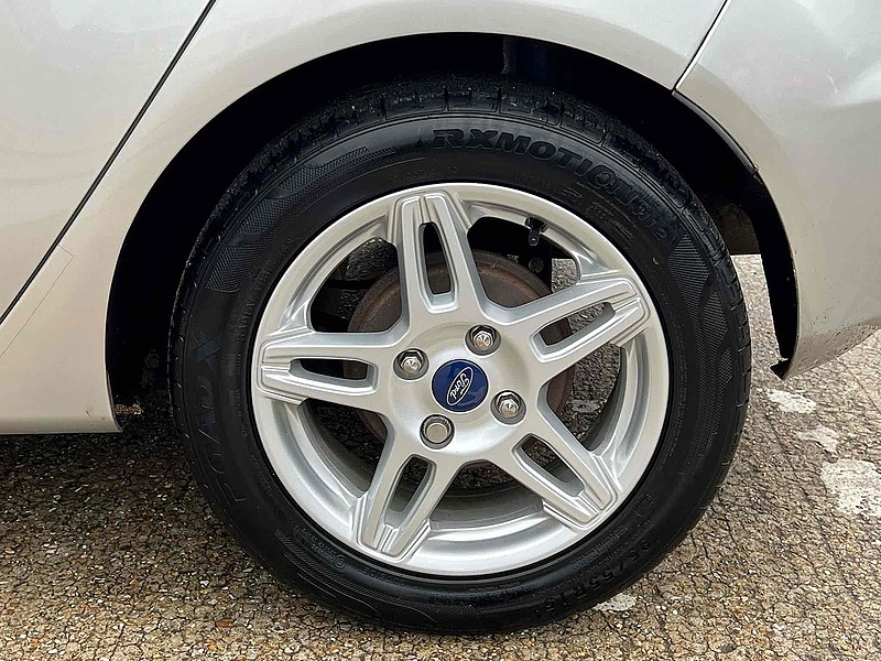 Ford Fiesta T EcoBoost Zetec - U10001827