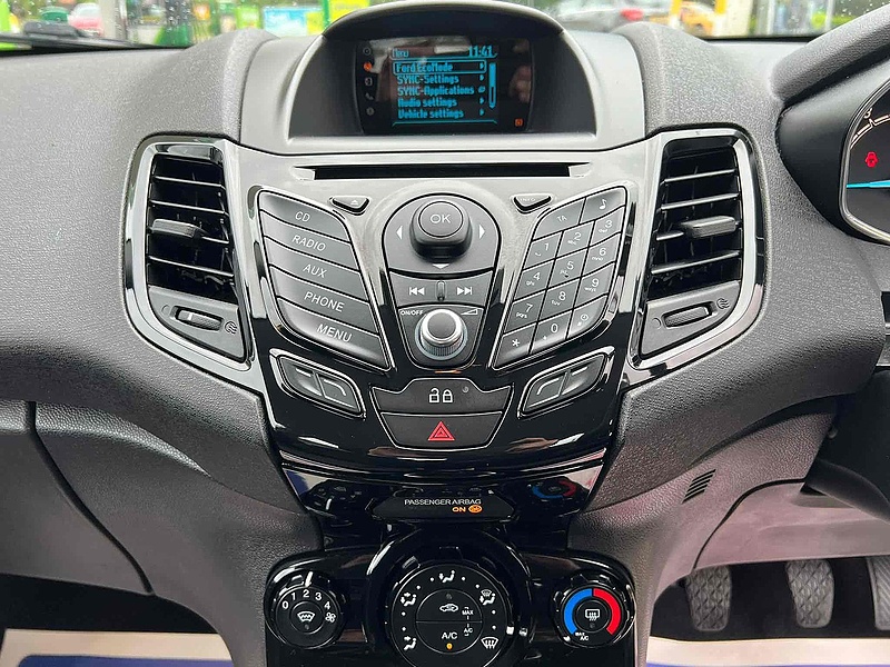 Ford Fiesta T EcoBoost Zetec - U10001827