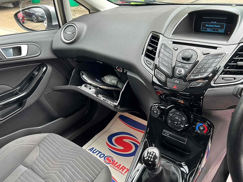 Ford Fiesta T EcoBoost Zetec - U10001827