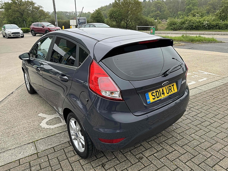 Ford Fiesta Zetec - U10001848