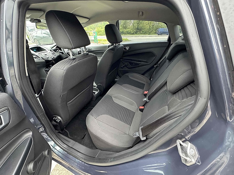 Ford Fiesta Zetec - U10001848